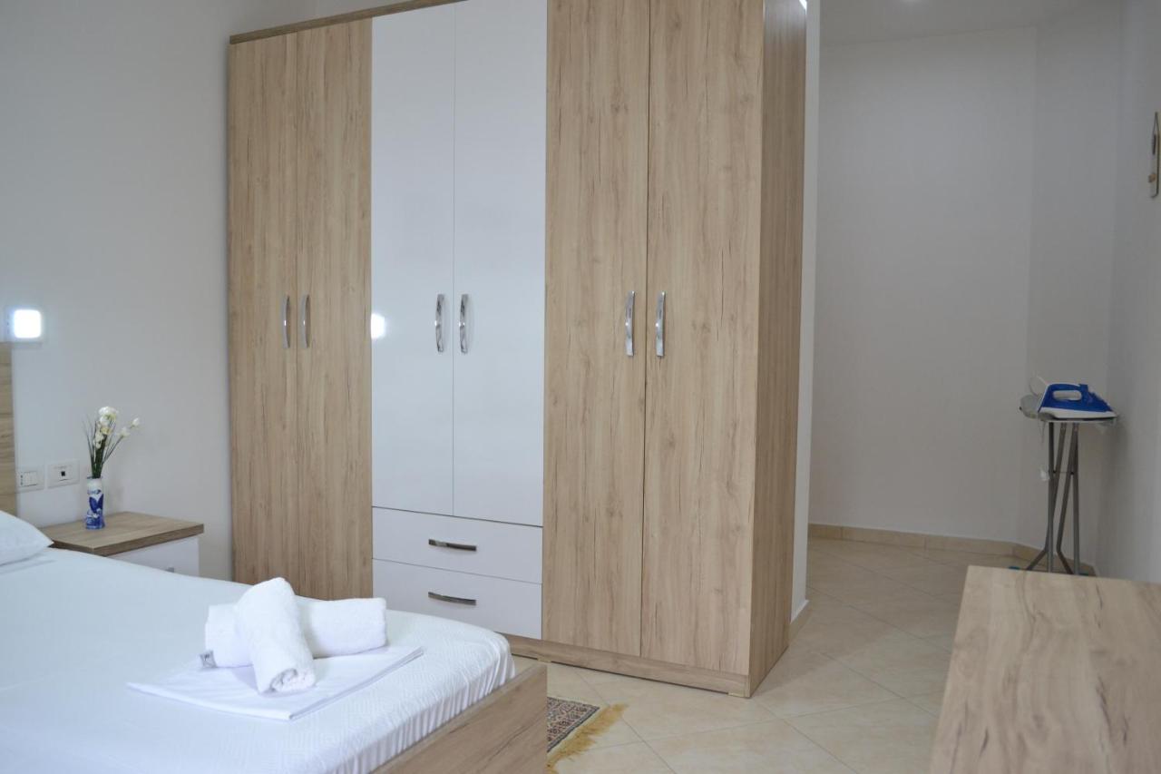 Flowers & Green 2 Bedrooms Apartment & Box Garage Vlorë 외부 사진
