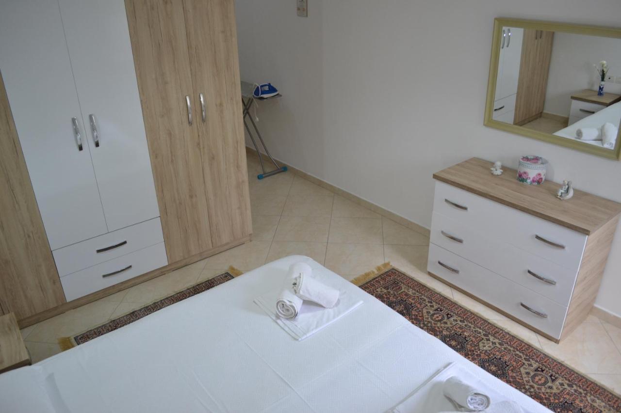 Flowers & Green 2 Bedrooms Apartment & Box Garage Vlorë 외부 사진