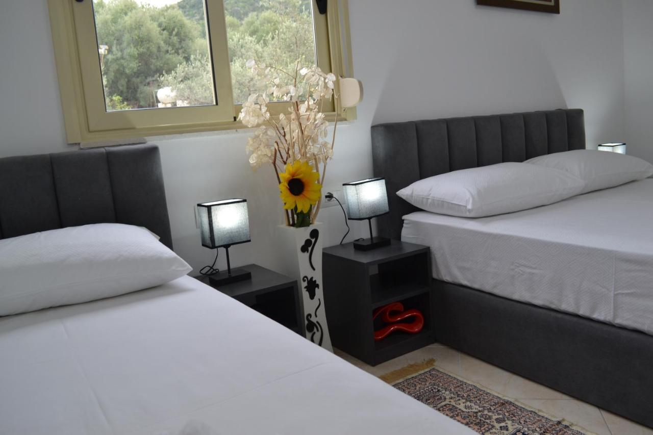 Flowers & Green 2 Bedrooms Apartment & Box Garage Vlorë 외부 사진