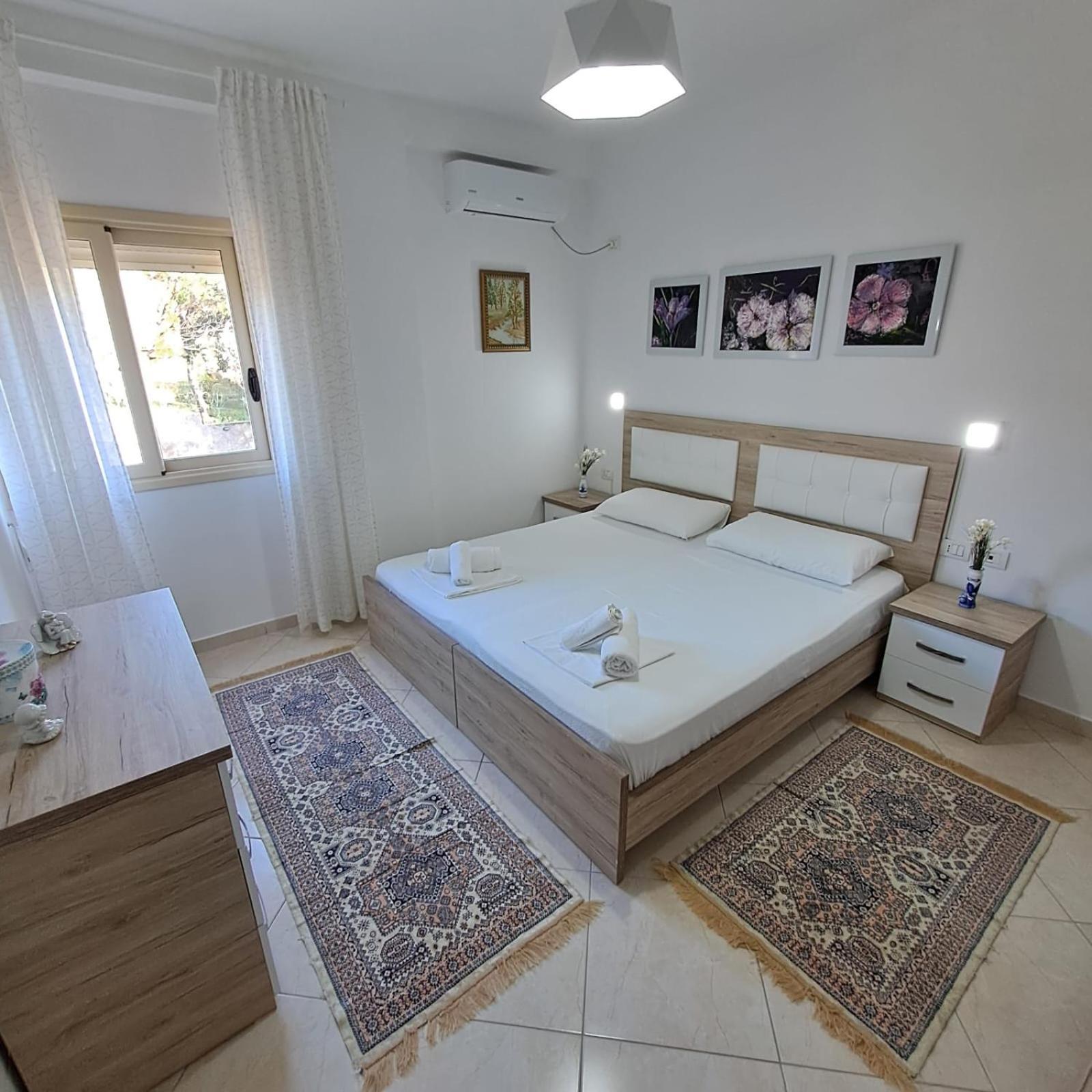 Flowers & Green 2 Bedrooms Apartment & Box Garage Vlorë 외부 사진
