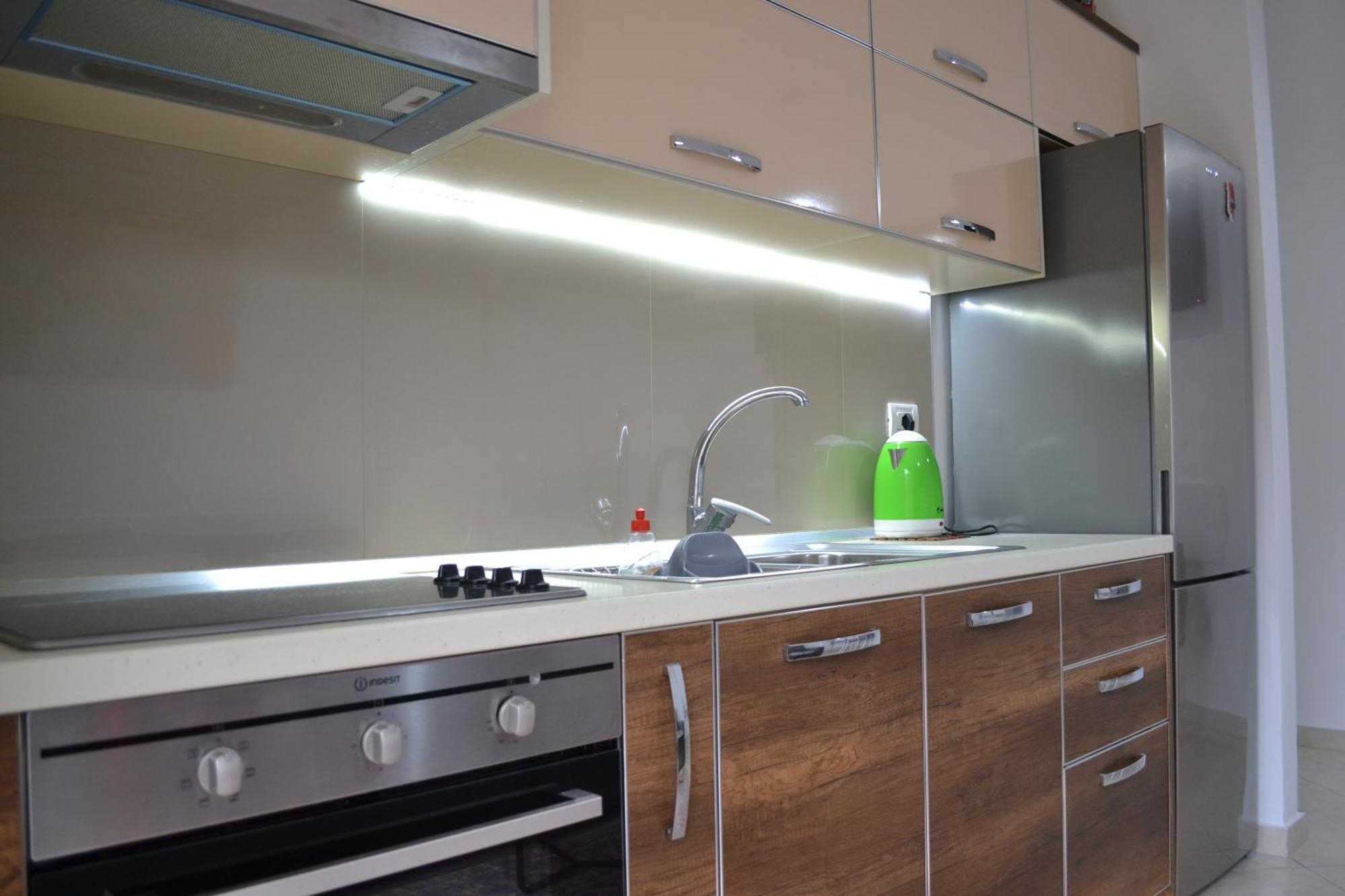 Flowers & Green 2 Bedrooms Apartment & Box Garage Vlorë 외부 사진