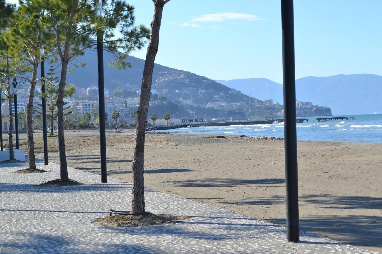 Flowers & Green 2 Bedrooms Apartment & Box Garage Vlorë 외부 사진